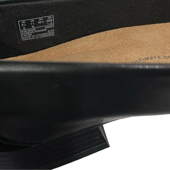 Clarks' Tilmont Dalia Flats - Picture 7 of 7